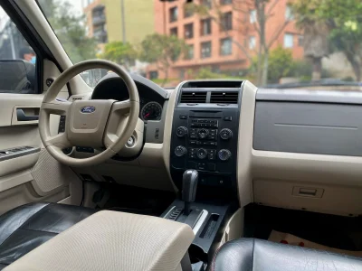 Ford Escape XLS