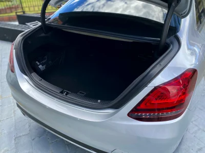 Mercedes Benz C200