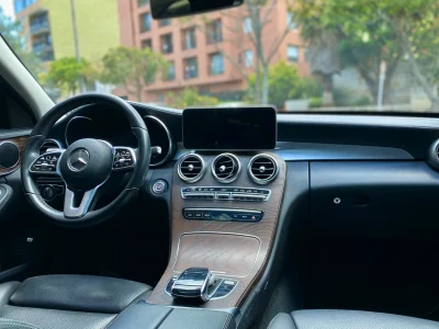 Mercedes Benz C200