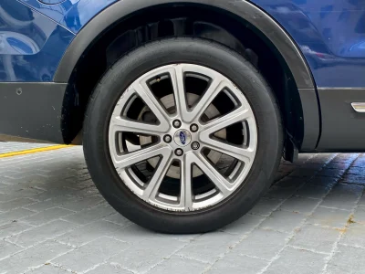 Ford Explorer 