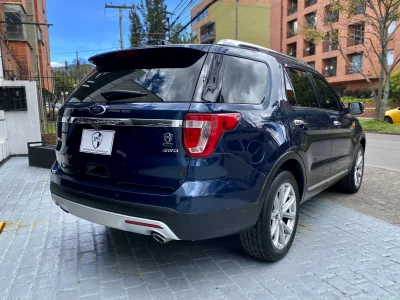 Ford Explorer 