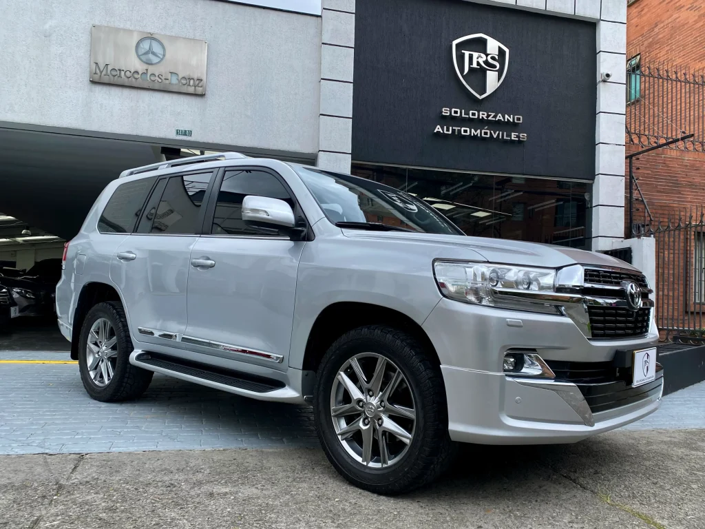 Toyota Land Cruiser VX