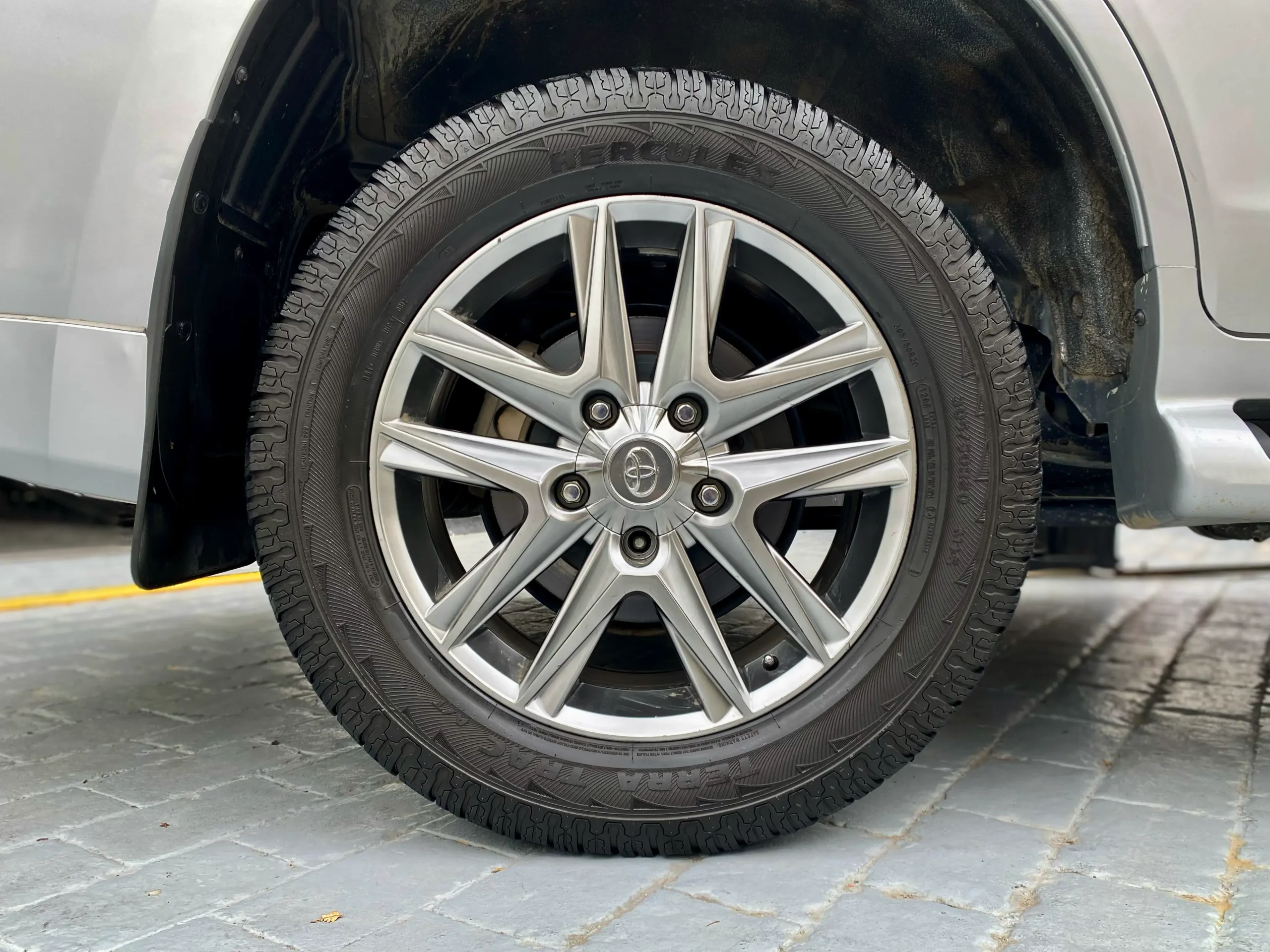 Toyota Land Cruiser VX