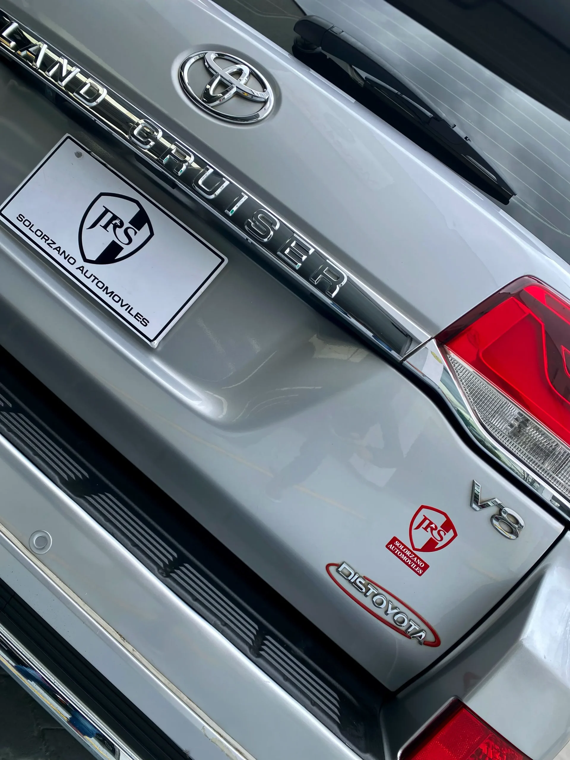 Toyota Land Cruiser VX