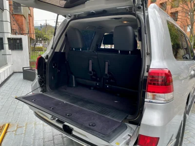 Toyota Land Cruiser VX