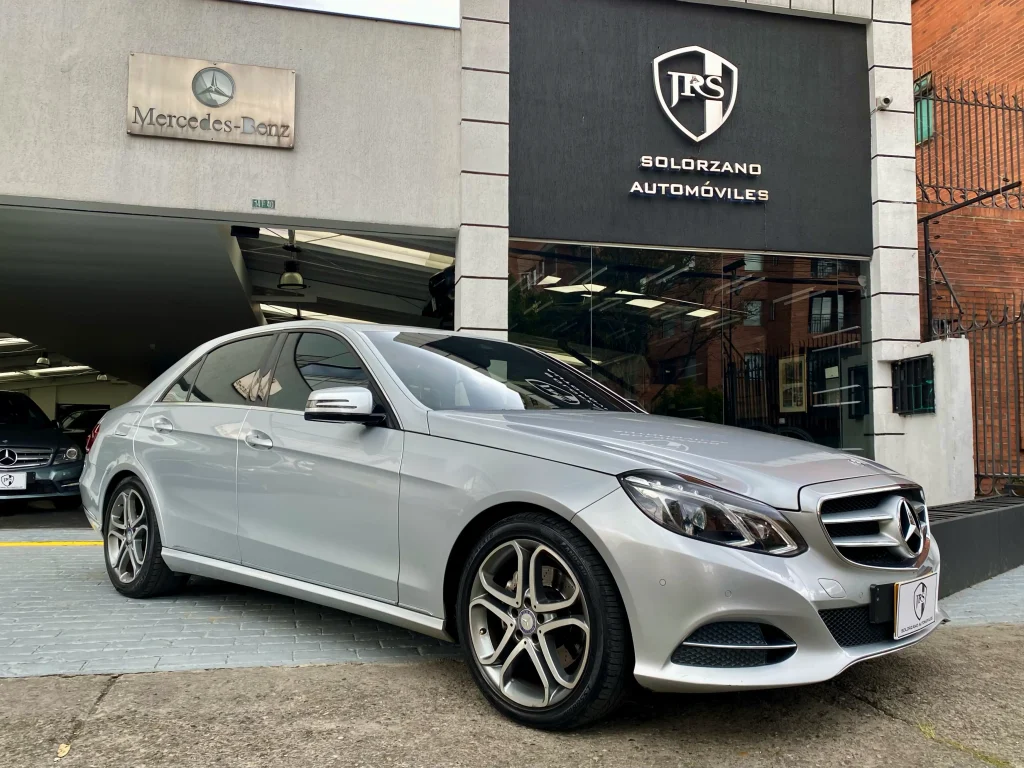 Mercedes Benz E200