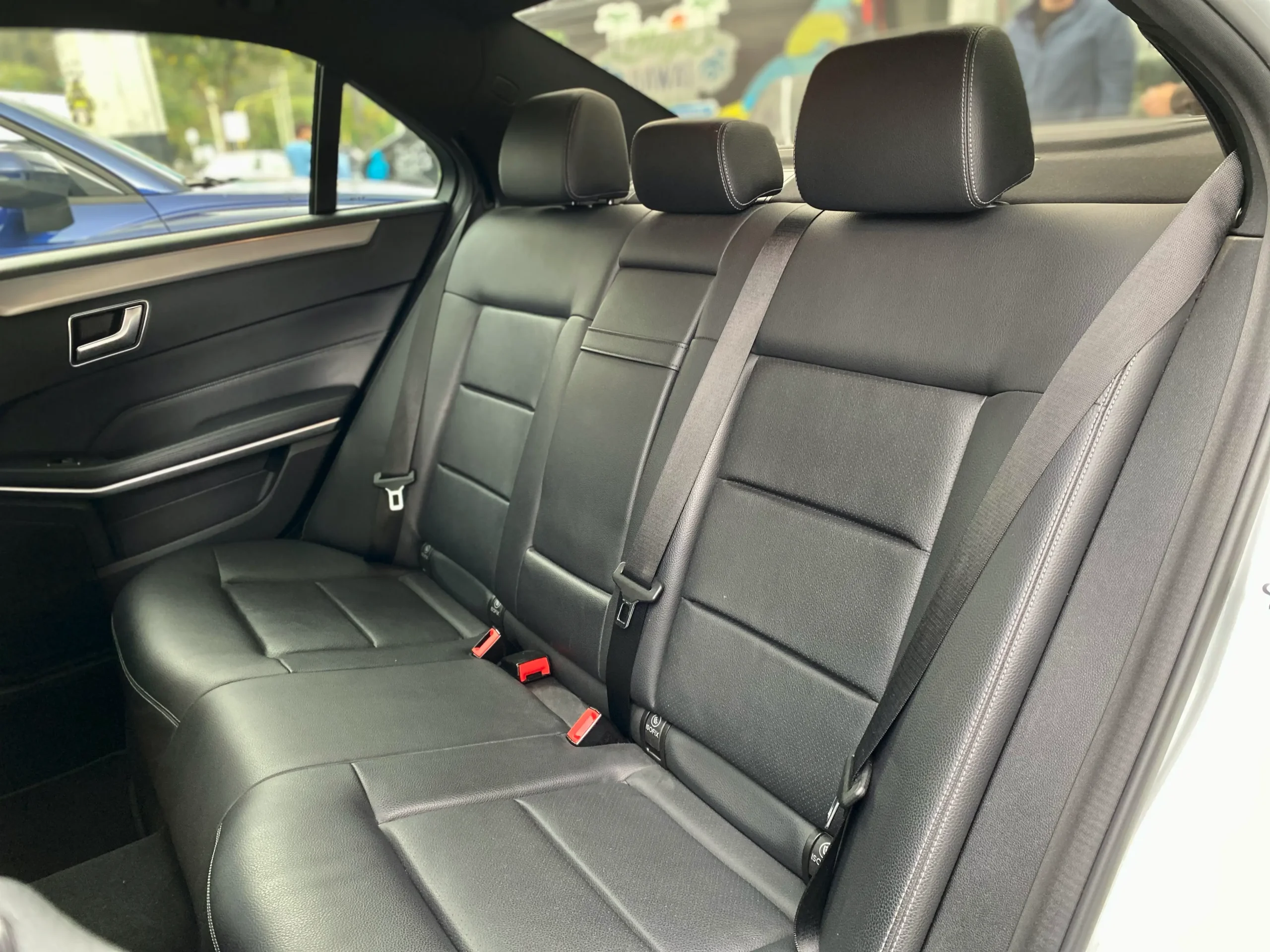 Mercedes Benz E200