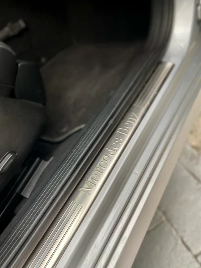 Mercedes Benz E200