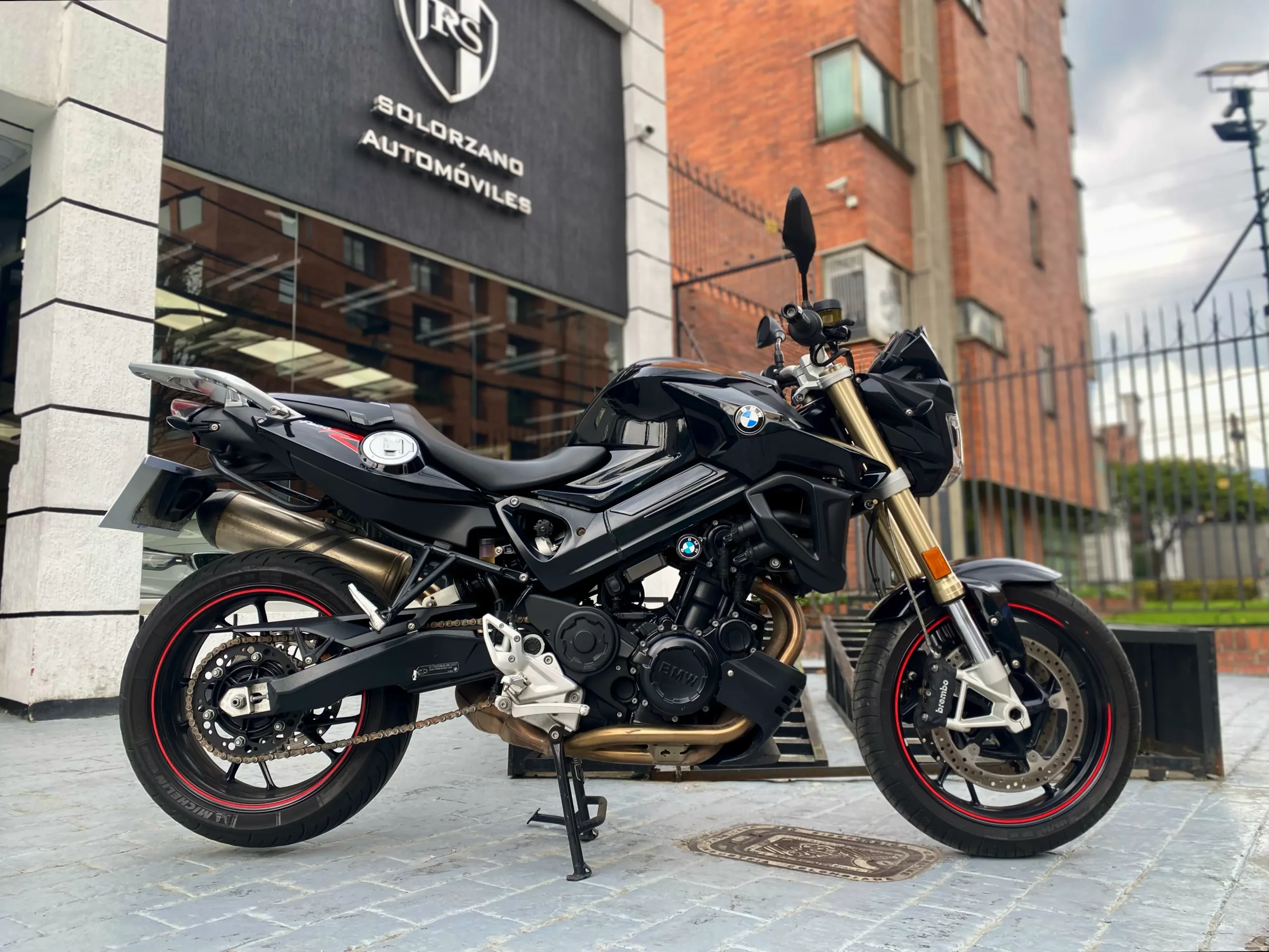 BMW F800R