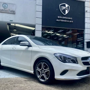 Mercedes Benz CLA180
